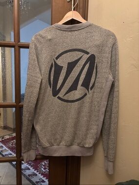 RVCA Seeatshirt! Small